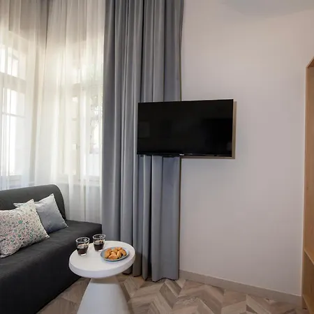 Alba Boutique Appartement *